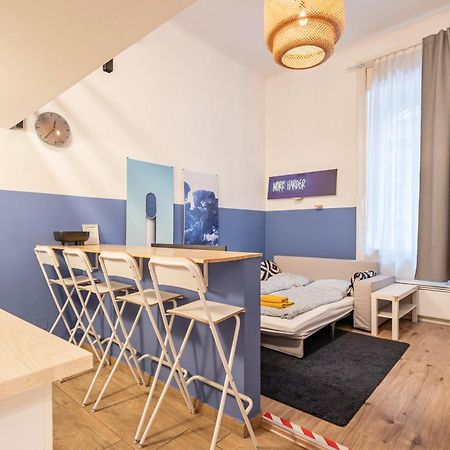 Cosy Studio In Central Party District W41 Blue บูดาเปสต์ ภายนอก รูปภาพ