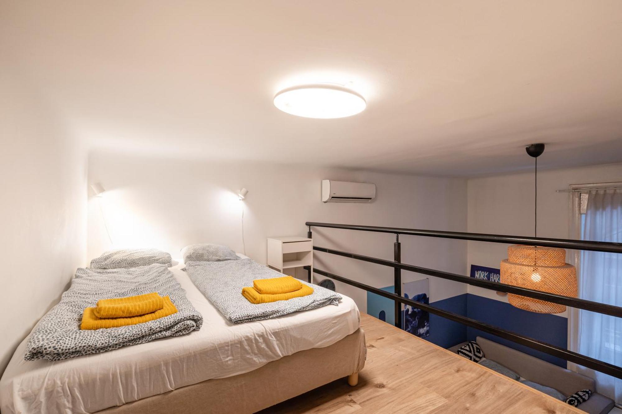Cosy Studio In Central Party District W41 Blue บูดาเปสต์ ภายนอก รูปภาพ